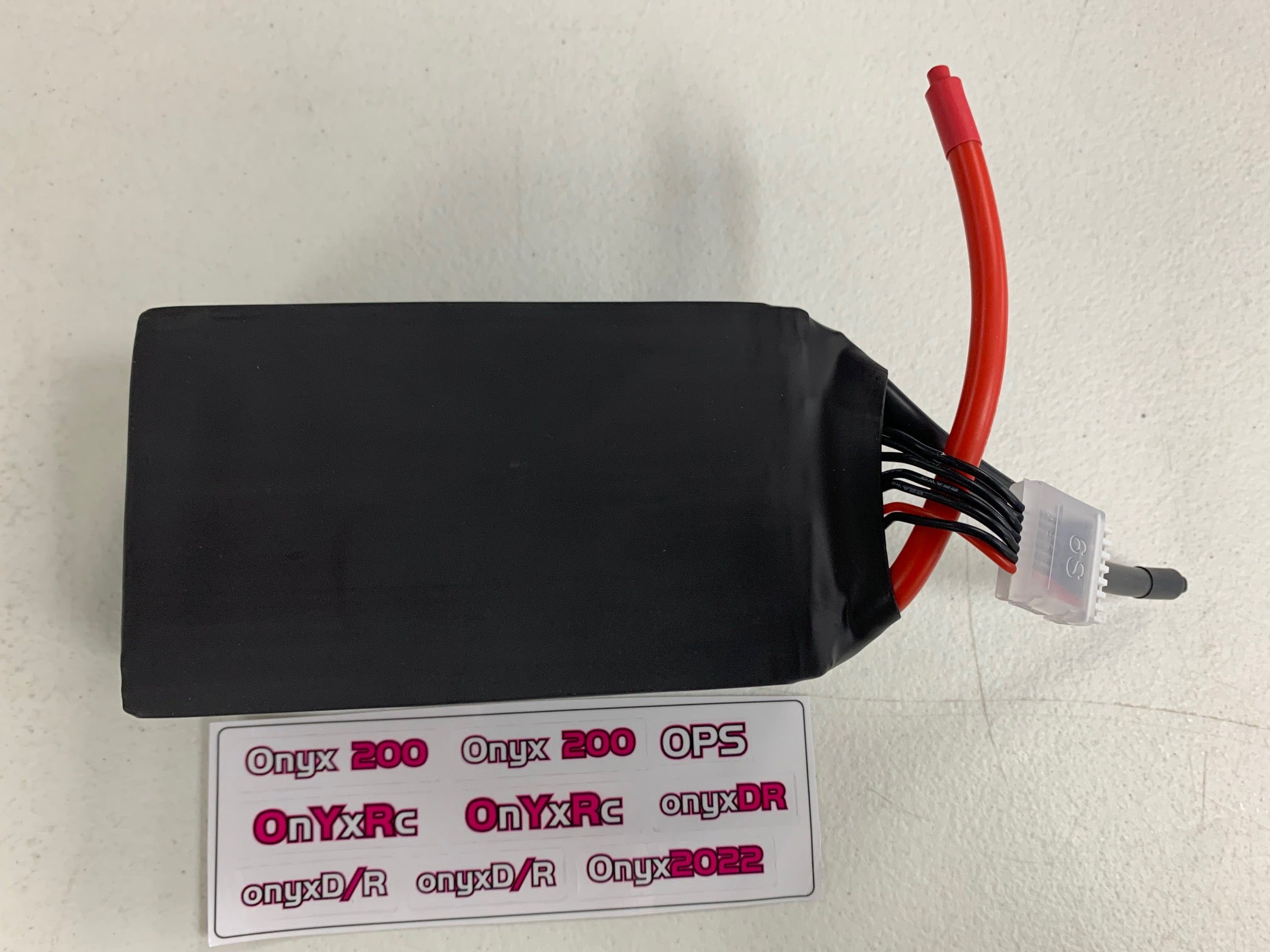 OPS65403  6500  22.2 8GW  (90/180C  2P)    (144.3  WH)52MMx26MMx14MM    www.onyxrcpowersystemsusa.com for purchase
