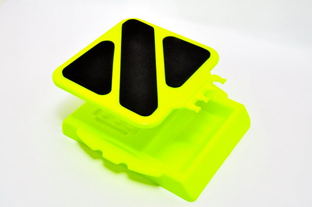 [84126Y] CAR STAND, YELLOW