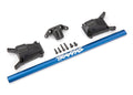 Chassis brace kit, blue (fits Rustler® 4X4 or Slash 4X4 models equipped with Low-CG chassis)
