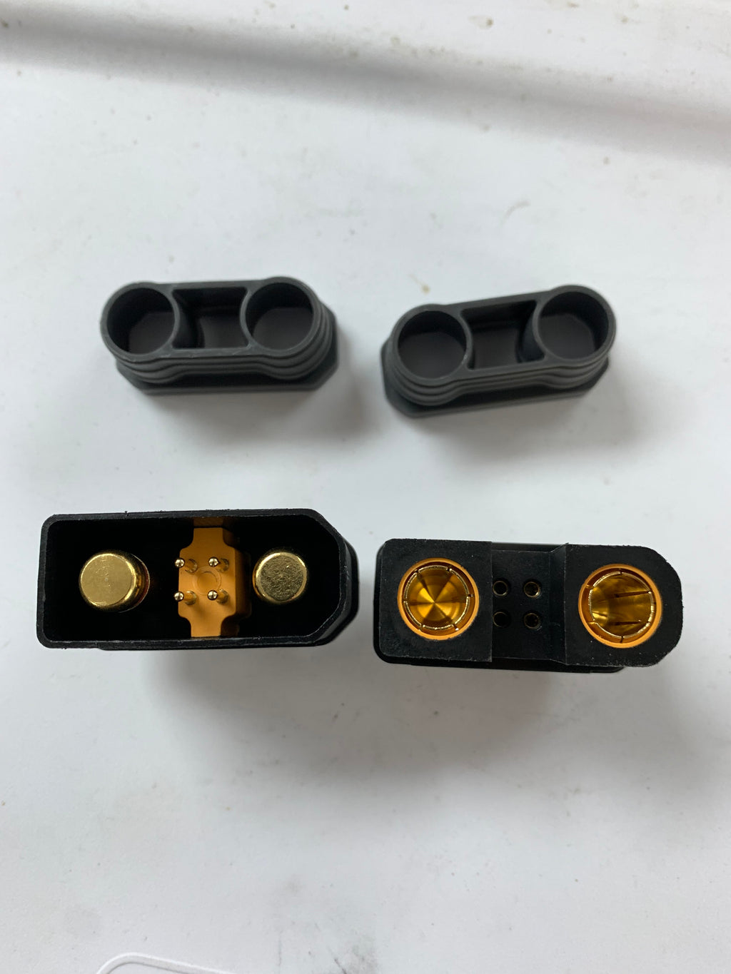 QS10-S  black Waterproof Antispark male and female plug set Black