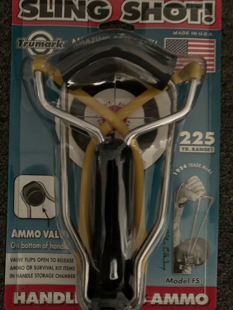 FOLDING SLING SHOT 225 YARD RANGE