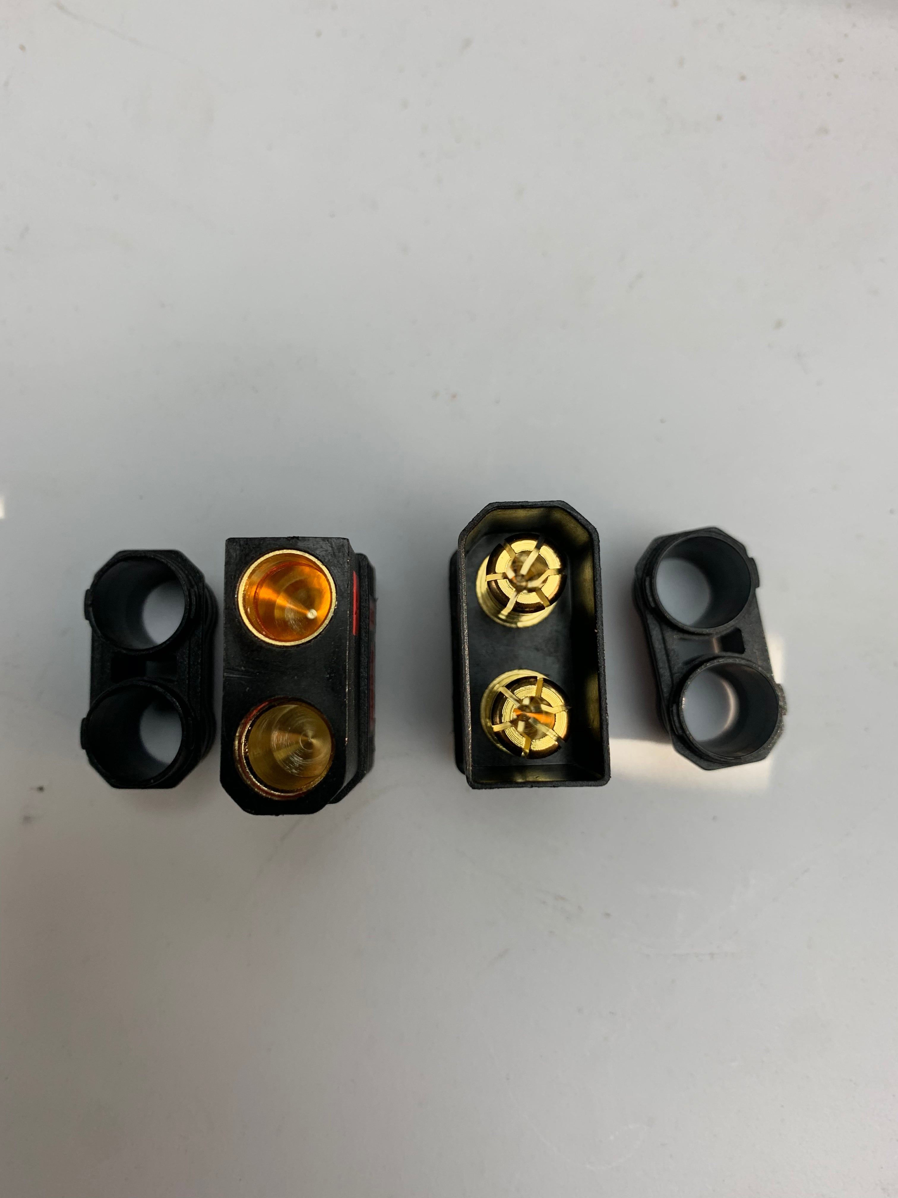 QS8 Antispark male and female plug set Black