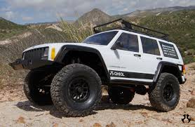 AX90046 1/10 SCX10 II Jeep Cherokee 4WD Kit